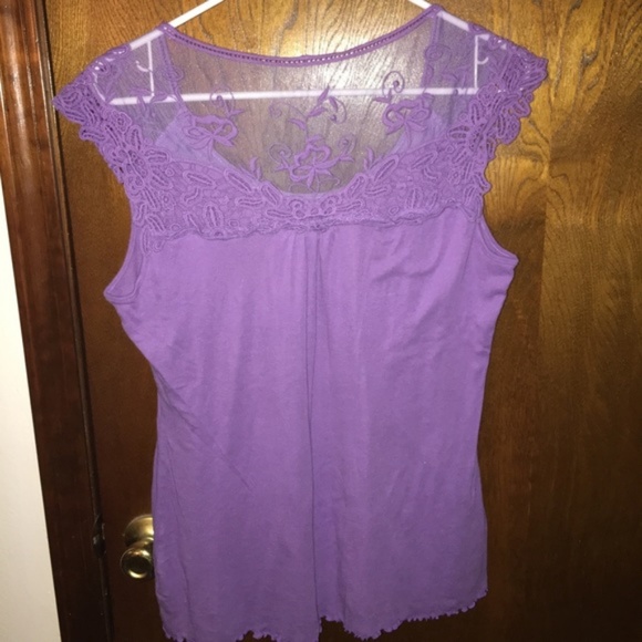 a.n.a. junior’s short sleeve top in purple - Picture 4 of 5